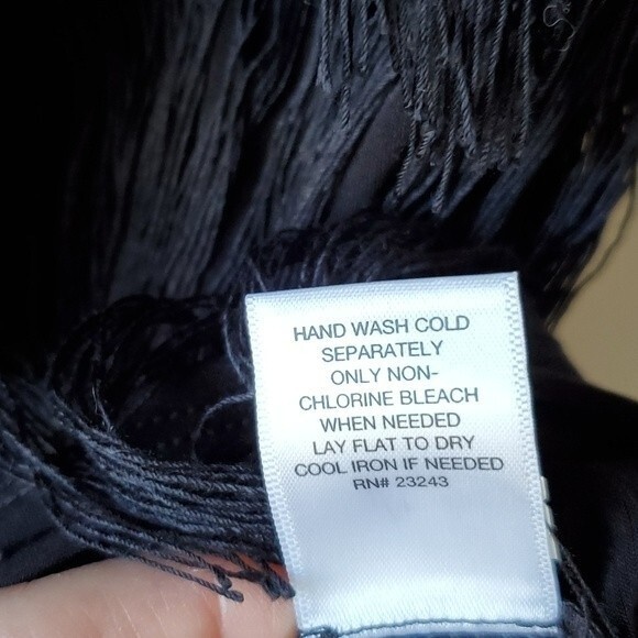 NY & CO BLACK SLEEVELESS FRINGE TOP SIZE SMALL FUN PARTY FLAPPER COCKTAIL - Picture 8 of 11